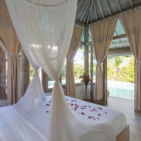 Cocowhite Villa Seminyak Exterior foto